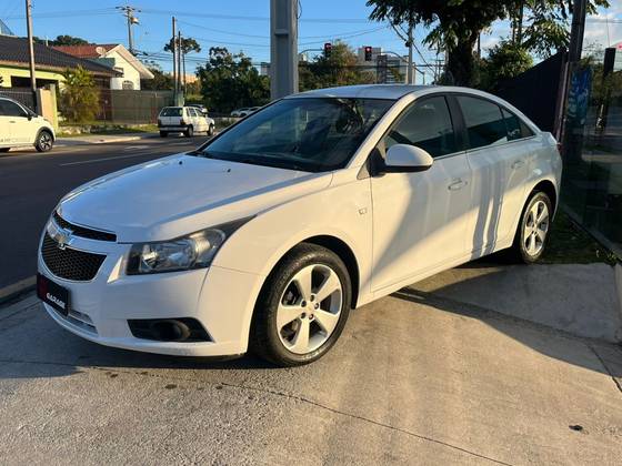 CHEVROLET CRUZE 1.8 LT 16V FLEX 4P AUTOMÁTICO CHEVROLET CRUZE 1.8 LT 16V FLEX 4P AUTOMÁTICO
